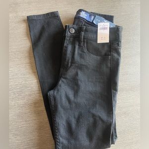 Hollister black skinny jeans